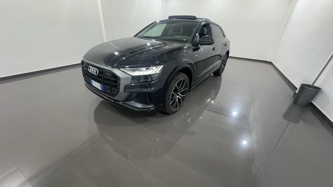 Audi Q8 50 TDI quattro S-Line Tiptronic FZ214TV