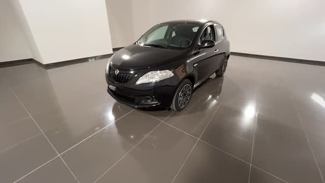 Lancia Ypsilon 1.0 FireFly 70cv Hybrid ORO MY24