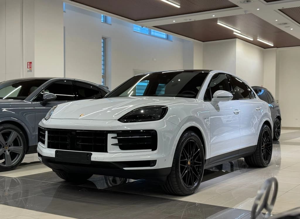 Porsche Cayenne Coupe E-Hybrid auto DA56090