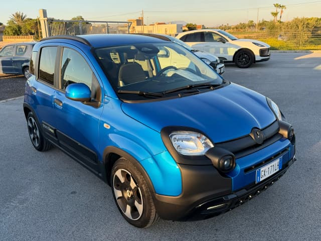 Fiat Pandina Cross 1.0 firefly hybrid s&s 70c