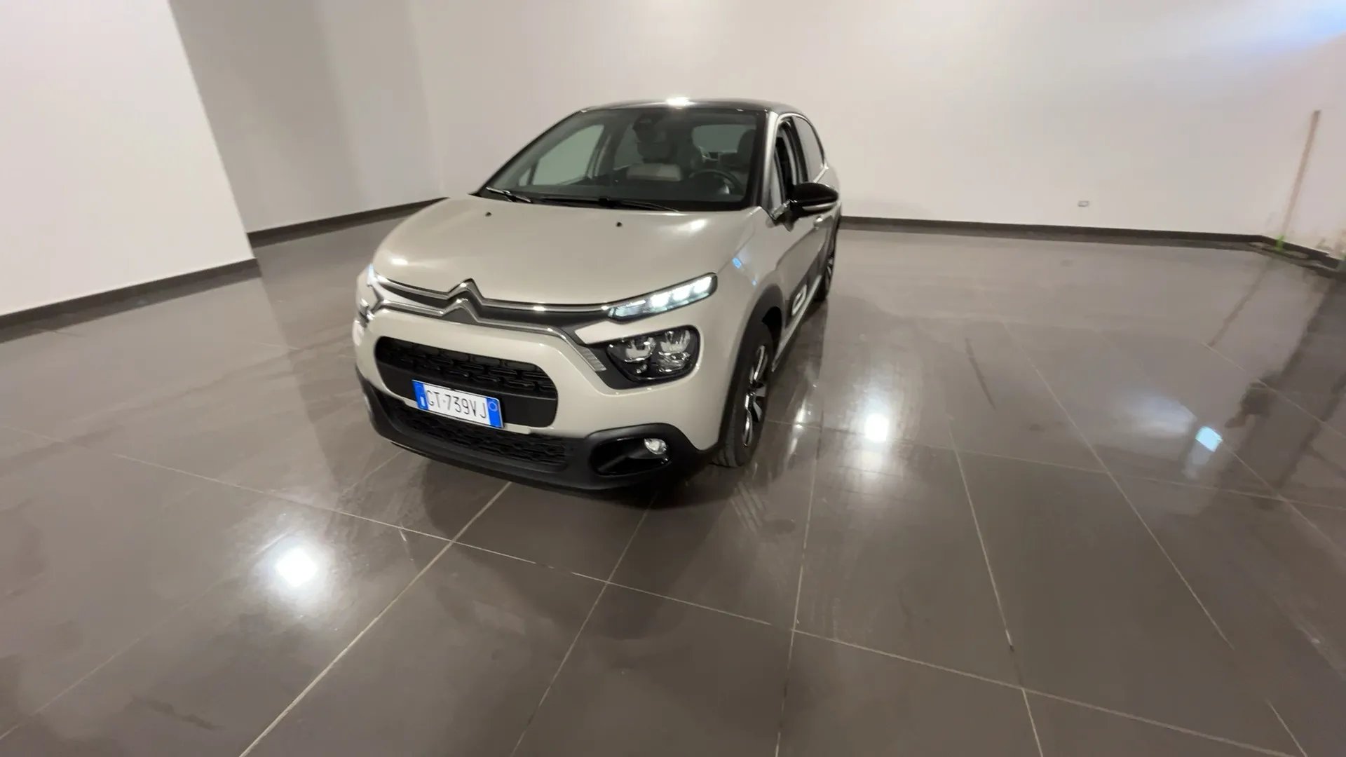Foto 1