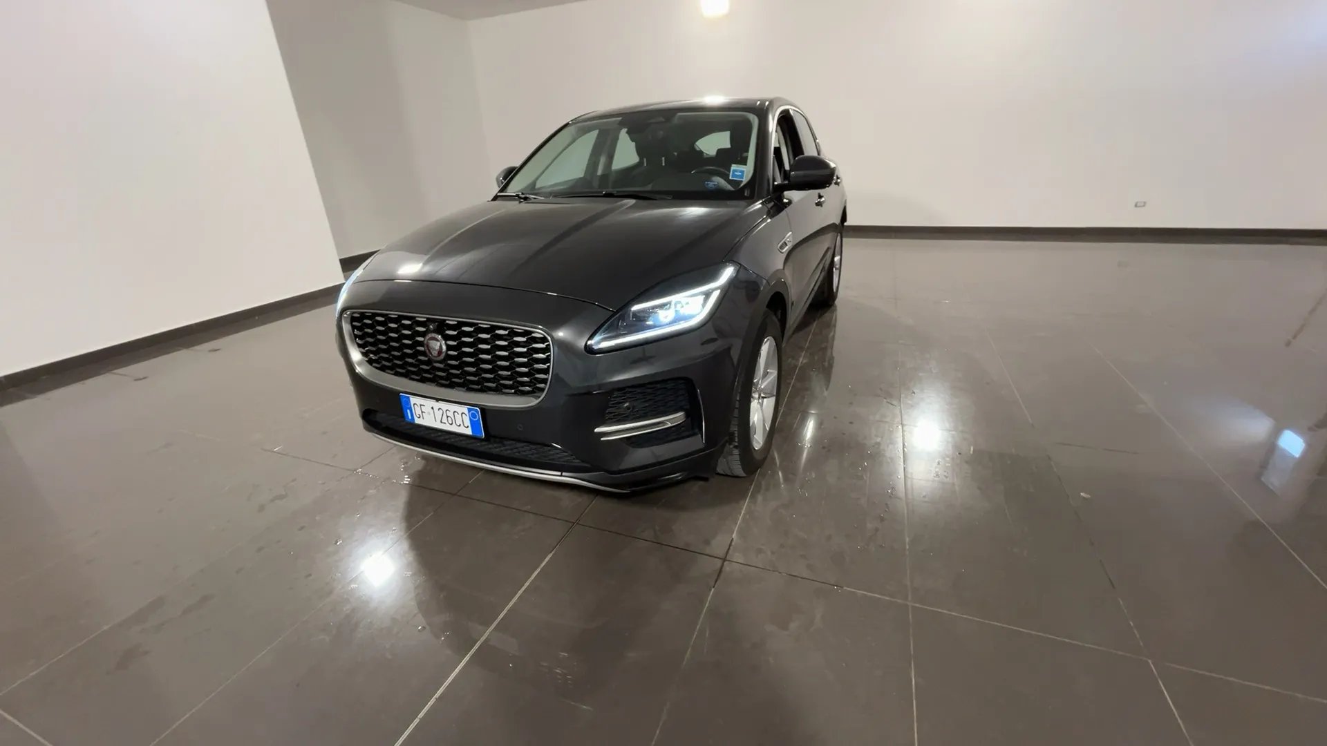 Foto 1