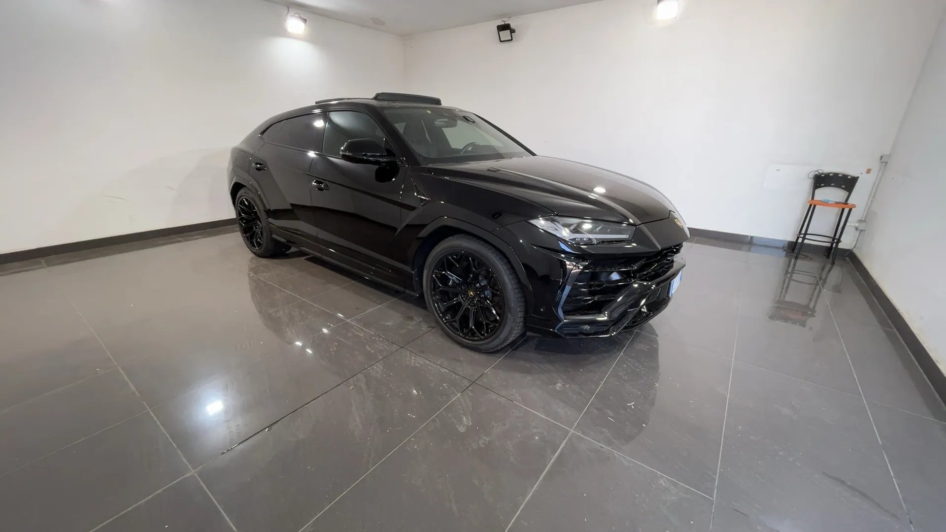 Lamborghini Urus 4.0 V8 auto jjogz1d2syk639xkniwj