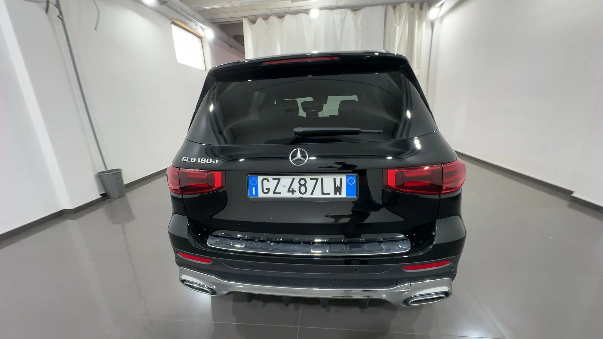 Mercedes-Benz GLB 180d AMG Line 116cv auto 7P 2025 - 17.778 km | Gruppo ...